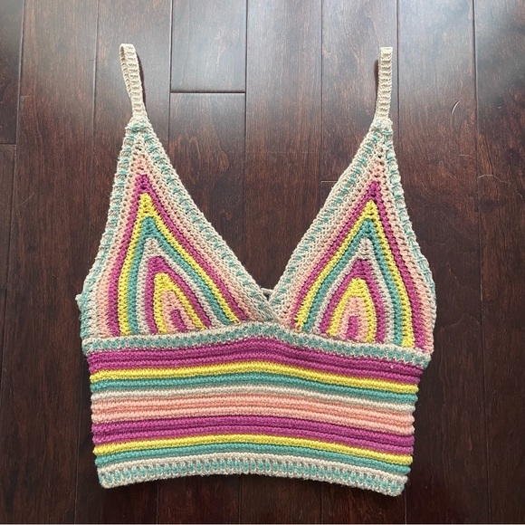 Lulus Tops - Lulu’s Women's Multicolor Striped Crochet Cropped Tank Top Sz Large